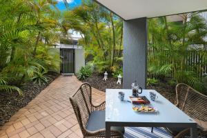 Taman di luar Dockside Apartments Mooloolaba