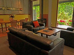 Valley Farm Vineyard Villas的休息区