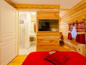 Postel nebo postele na pokoji v ubytování Auberge De Liezey