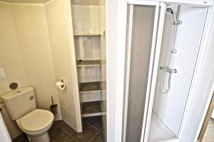 Łazienka w obiekcie Apartamento Benidorm II