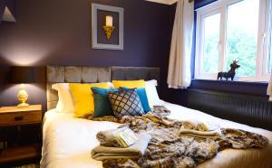 En eller flere senge i et værelse på 4 bedroom house - Contractors, Crew, Group, Family