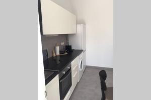 Kuchyň nebo kuchyňský kout v ubytování House Phos + 13 fotografií