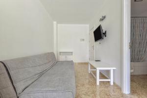 Telewizja i/lub zestaw kina domowego w obiekcie Apartamento Albatros