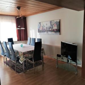 TV a/nebo společenská místnost v ubytování Ferienhaus Hämmerle´s