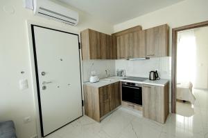 Imagen de la galería de Nika Apartment 2, en Chaniotis 22 fotos más