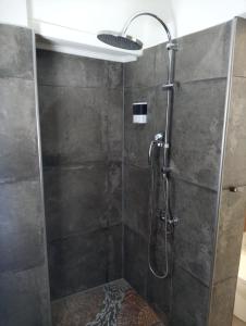 Koupelna v ubytování Hostal Po + 37 fotografií