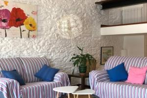 Posedenie v ubytovaní ROQUES - Casa en primera línea de mar en CADAQUÉS