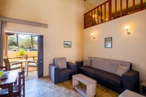 Istumisnurk majutusasutuses Hotel Rossis