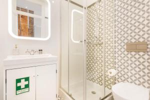 Bilik mandi di Augusta Street 213 - 3 Dto - Your Home in Lisbon