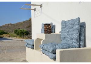 A seating area at Tsakonas Plakes Studios