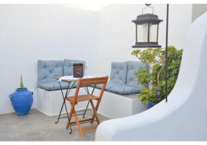 A seating area at Tsakonas Plakes Studios