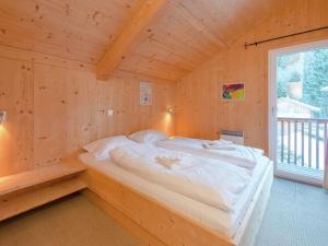 Zdjęcie z galerii obiektu Spacious Chalet in Annaberg-Lungötz with Sauna w mieście Annaberg im Lammertal