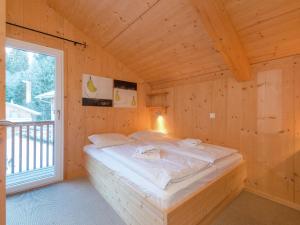 Zdjęcie z galerii obiektu Spacious Chalet in Annaberg-Lungötz with Sauna w mieście Annaberg im Lammertal
