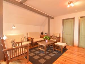 Posezení v ubytování Holiday Home in Austria near Horse Riding