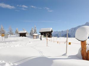 Fotografija v galeriji nastanitve holiday home in M rel near the Aletsch ski area v mestu Mörel