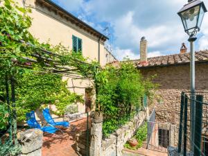 Vonkajšia záhrada v ubytovaní Holiday Home in Tuscany near Forest Views