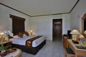 Letto o letti in una camera di Jayakarta Hotel Lombok