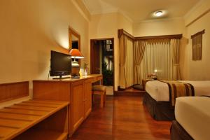 TV o dispositivi per l'intrattenimento presso Jayakarta Hotel Lombok