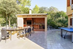 Ein Balkon oder eine Terrasse in der Unterkunft Villa Luis Vives By SunVillas Mallorca