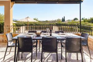 Ein Balkon oder eine Terrasse in der Unterkunft Villa Luis Vives By SunVillas Mallorca