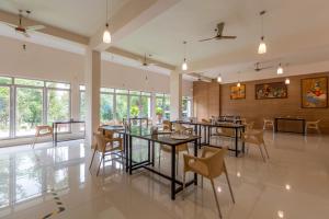 Restavracija oz. druge možnosti za prehrano v nastanitvi KSTDC Hotel Mayura Kauvery KRS