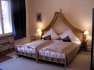 Postel nebo postele na pokoji v ubytování Hotel Pension Senta
