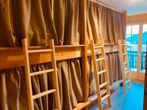 Postel nebo postele na pokoji v ubytování Freeride Hostel