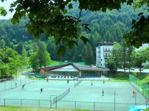 Gallery image of Sport & Family Hotel Bucaneve in Brentonico