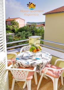Fotografie z fotogalerie ubytování Apartman Marija Rogoznica v Rogoznici
