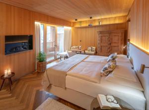 Posteľ alebo postele v izbe v ubytovaní MalisGarten Green Spa Hotel