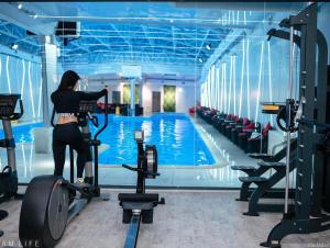 Fitness centrum a/nebo fitness zařízení v ubytování Dream Hotel