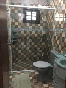 Bilik mandi di Apartamento 1 quarto- Garopaba, Centro.