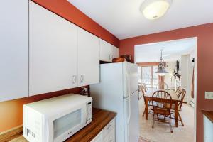 A cozinha ou cozinha compacta de The Lodge #23