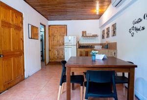 Dapur atau dapur kecil di Point Break Santa Teresa