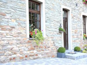 Afbeelding uit fotogalerij van Chic Holiday Home with Garden in Vaux-sur-Sûre