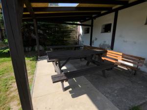 Galeriebild der Unterkunft Holiday Home in Jiretín near Ski Lift in Jiřetín pod Jedlovou