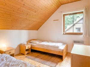 Zdjęcie z galerii obiektu Holiday home with a convenient location in the Giant Mountains for summer & winter! w mieście Rudník