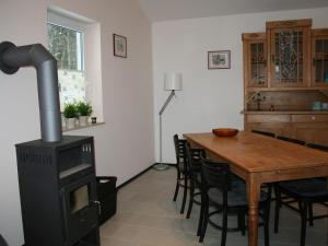 Gallery image of Cozy holiday home with dishwasher, in a green area in Kopp