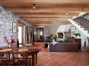 Fotografia z galérie ubytovania Luxurious Holiday Home in Barban with Private Pool v destinácii Barban