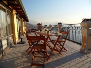 Balkón nebo terasa v ubytování Apartment in Vello by Lake Iseo Beach