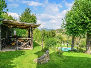 Gallery image of Stunning Holiday Home in Umbria With Jacuzzi in Monte Santa Maria Tiberina