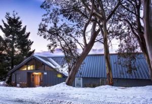 Το Cooroona Alpine Lodge τον χειμώνα