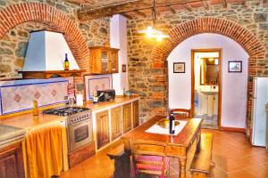 Nhà bếp/bếp nhỏ tại Casa da Pietro