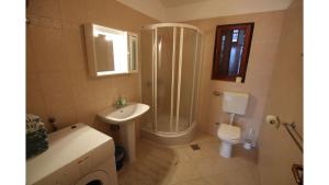 Kúpeľňa v ubytovaní Villa Neela