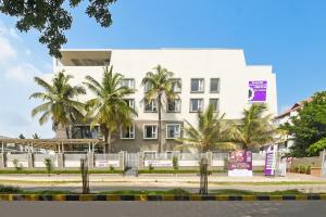 Gallery image of Emerald Clarks Inn Suites in Mysore