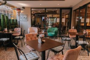 Posezení v ubytování Hotel Alexandar II