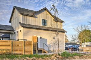Gallery image of Airy Bentonville Studio Less Than 1 Mile to City Square! in Bentonville