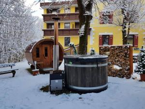 Obiekt Hotel Gasthof Post zimą