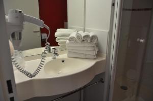 Ένα μπάνιο στο Hotel Clermont Estaing
