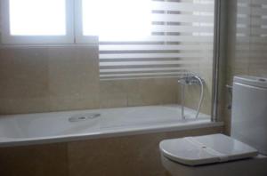 Koupelna v ubytování Hotel Jarama